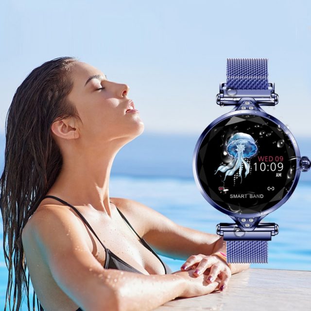 Women’s Fashion Bluetooth Smartwatch