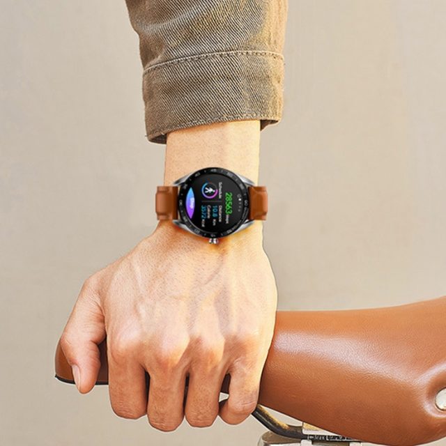 Large Round Smart Wristband with Leather Band
